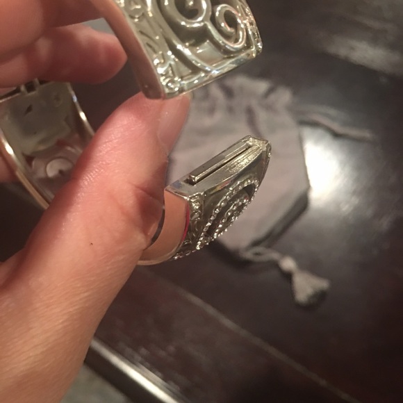 Brighton Hinged Bangle Bracelet - Picture 5 of 6